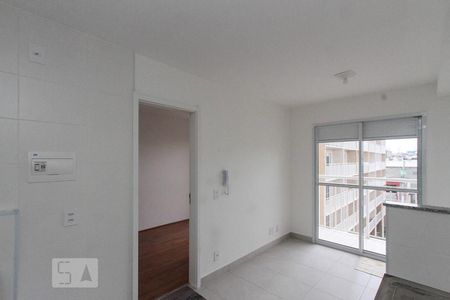 Sala de apartamento para alugar com 1 quarto, 31m² em Vila Ema, São Paulo