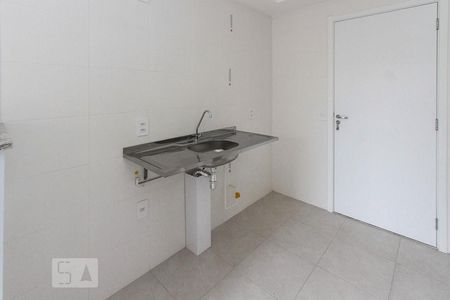 Cozinha de apartamento para alugar com 1 quarto, 31m² em Vila Ema, São Paulo