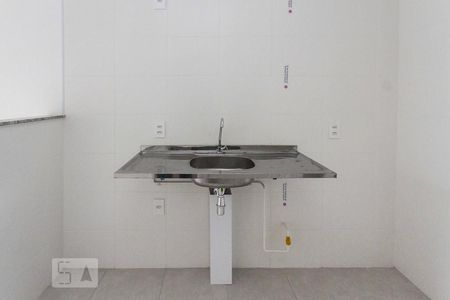 Cozinha de apartamento para alugar com 1 quarto, 31m² em Vila Ema, São Paulo