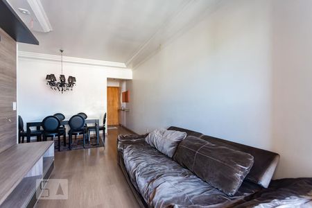 Sala de apartamento para alugar com 3 quartos, 83m² em Vila Osasco, Osasco