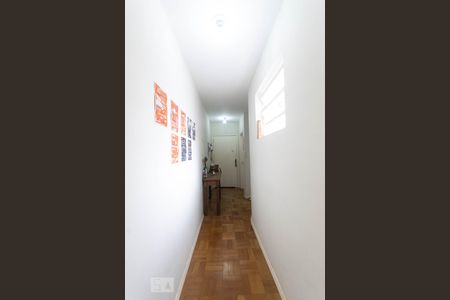 Circulação de apartamento à venda com 1 quarto, 63m² em Santo Antônio, Porto Alegre