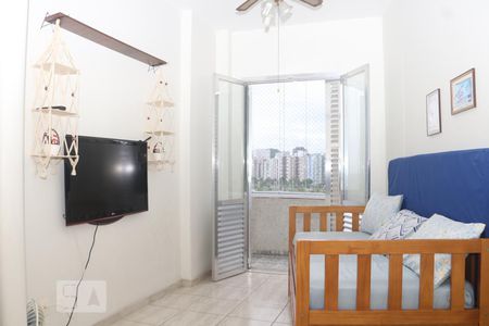 Sala de apartamento para alugar com 1 quarto, 33m² em Itararé, São Vicente