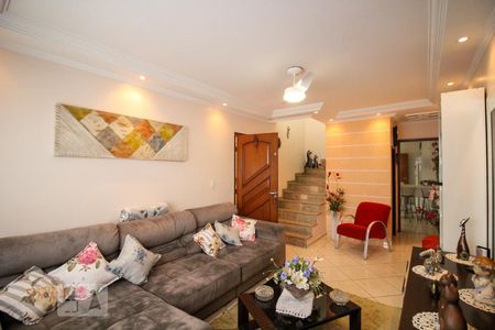 Sala de casa à venda com 4 quartos, 280m² em Vila Arcádia, São Paulo