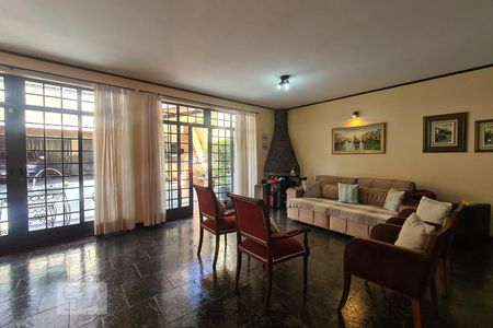 Sala 1 de casa para alugar com 4 quartos, 357m² em Vila Trujillo, Sorocaba