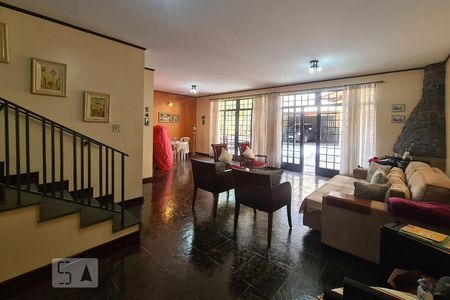 Sala 1 de casa para alugar com 4 quartos, 357m² em Vila Trujillo, Sorocaba