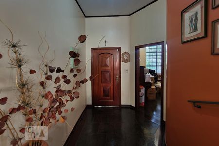 Hall de Entrada de casa para alugar com 4 quartos, 357m² em Vila Trujillo, Sorocaba