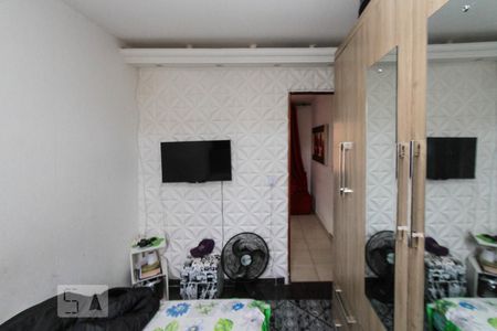 Quarto 92 de apartamento para alugar com 2 quartos, 54m² em Conjunto Habitacional Teotonio Vilela, São Paulo