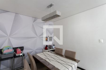 Sala 2 de casa à venda com 3 quartos, 110m² em Vila Cloris, Belo Horizonte