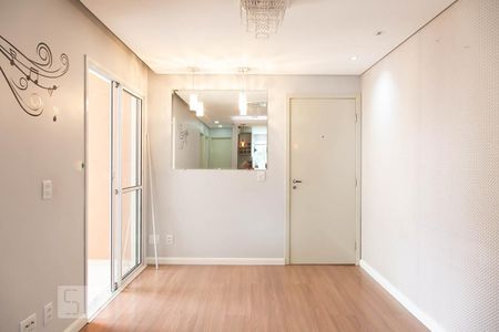 Sala de apartamento para alugar com 2 quartos, 48m² em Vila Curuçá, São Paulo