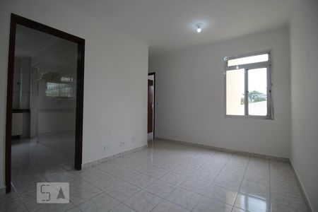 Sala de apartamento para alugar com 2 quartos, 49m² em Vila Carmosina, São Paulo