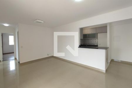 Sala de apartamento para alugar com 3 quartos, 75m² em Loteamento Chácara Prado, Campinas