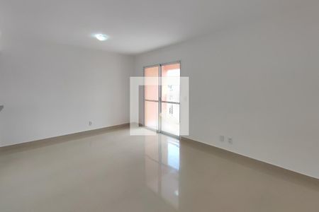 Sala de apartamento para alugar com 3 quartos, 75m² em Loteamento Chácara Prado, Campinas