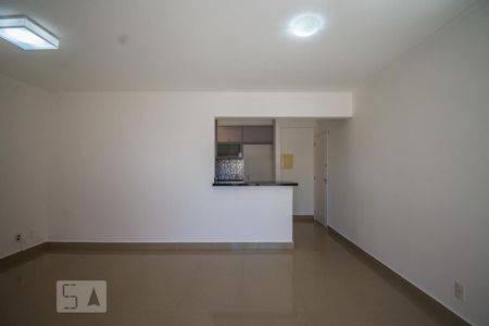 Sala de apartamento para alugar com 3 quartos, 75m² em Loteamento Chácara Prado, Campinas