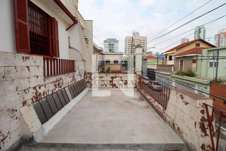 varanda de casa à venda com 4 quartos, 225m² em Vila Gomes Cardim, São Paulo