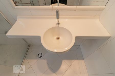 Casa para alugar com 290m², 3 quartos e 2 vagas Casa para alugar com 290m², 3 quartos e 2 vagasBanheiro Social