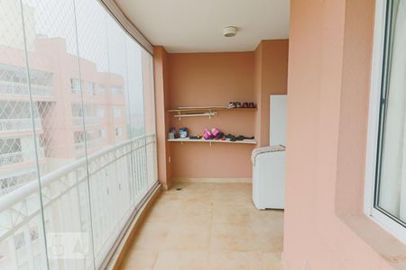 Varanda de apartamento à venda com 3 quartos, 196m² em Jardim Arpoador, São Paulo