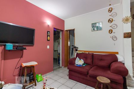 Sala de casa à venda com 3 quartos, 250m² em Vila Yolanda, Osasco