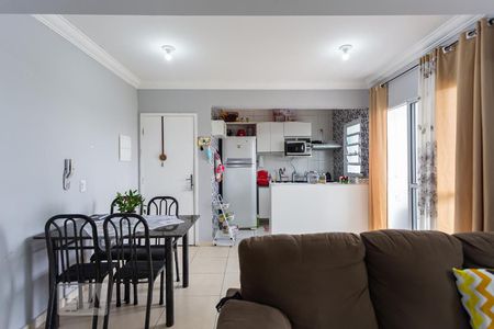 Sala de apartamento para alugar com 2 quartos, 55m² em Padroeira, Osasco