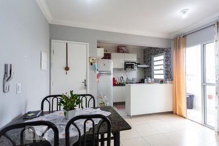 Sala de apartamento para alugar com 2 quartos, 55m² em Padroeira, Osasco