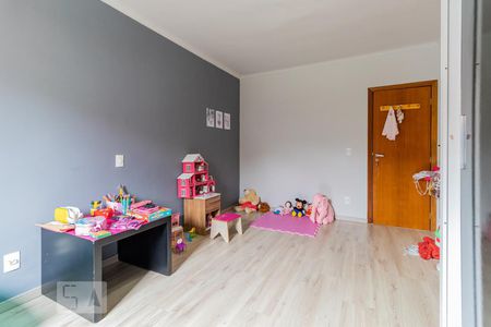 Quarto 1 de casa à venda com 3 quartos, 210m² em Vila Campo Grande, São Paulo