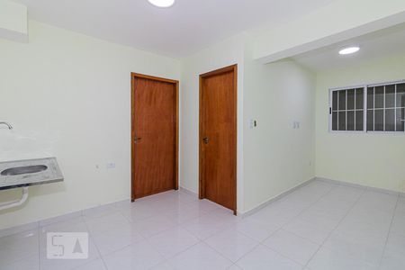 Sala e Cozinha de apartamento para alugar com 1 quarto, 55m² em Vila Maria Alta, São Paulo