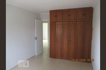 Quarto de casa à venda com 4 quartos, 220m² em Jardim Consorcio, São Paulo