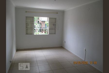 Quarto de casa à venda com 4 quartos, 220m² em Jardim Consorcio, São Paulo