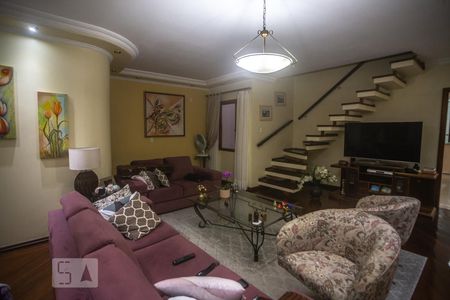 Sala de estar de casa à venda com 4 quartos, 440m² em Nova Petrópolis, São Bernardo do Campo