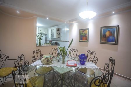 Sala de jantar de casa à venda com 4 quartos, 440m² em Nova Petrópolis, São Bernardo do Campo