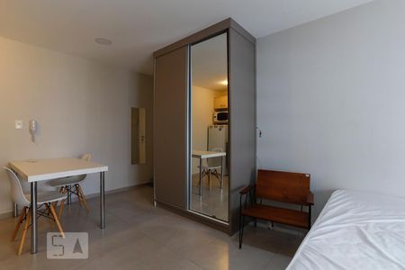 Quarto de kitnet/studio para alugar com 1 quarto, 32m² em Consolação, São Paulo