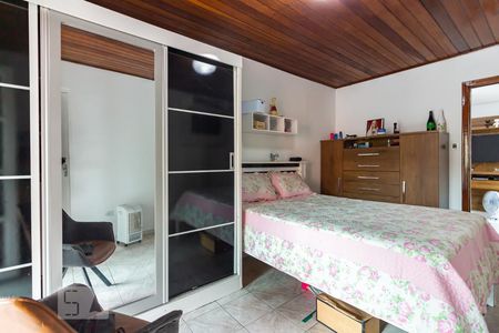 Suíte  de casa à venda com 3 quartos, 120m² em City Bussocaba, Osasco
