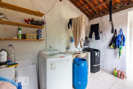 Casa à venda com 120m², 3 quartos e 2 vagas Casa à venda com 120m², 3 quartos e 2 vagasÁrea de Serviço