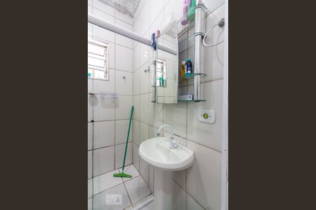 Casa à venda com 120m², 3 quartos e 2 vagas Casa à venda com 120m², 3 quartos e 2 vagasBanheiro