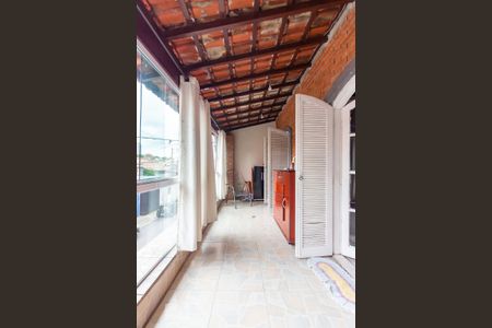 Casa à venda com 120m², 3 quartos e 2 vagas Casa à venda com 120m², 3 quartos e 2 vagasSacada da Suíte