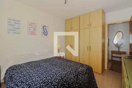 Quarto de apartamento para alugar com 1 quarto, 57m² em Jardim do Salso, Porto Alegre