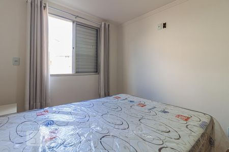 Quarto 2 de apartamento à venda com 2 quartos, 45m² em Parque Sao Vicente, Santo André