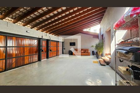 Quintal de casa à venda com 3 quartos, 450m² em Jardim Prudência, São Paulo