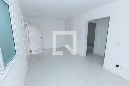 Sala/Cozinha de casa à venda com 8 quartos, 200m² em Niterói, Canoas