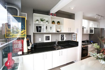 Cozinha de apartamento à venda com 1 quarto, 38m² em Vila Andrade, São Paulo