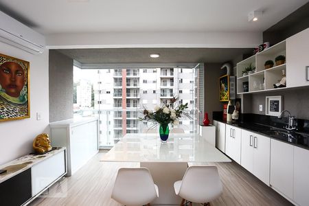 Sala de apartamento à venda com 1 quarto, 38m² em Vila Andrade, São Paulo