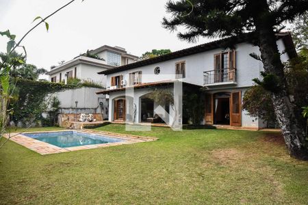 Fachada posterior de casa à venda com 4 quartos, 540m² em Cidade Jardim, São Paulo