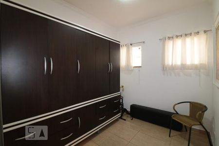 Quarto 1 de casa à venda com 4 quartos, 400m² em Vila Carrão, São Paulo