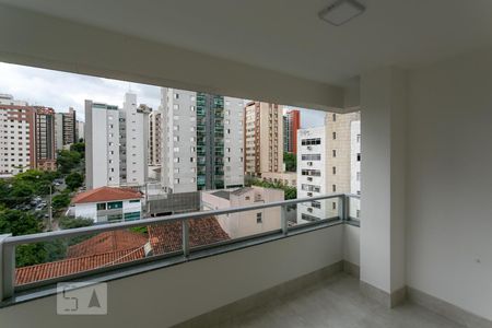 Varanda de apartamento para alugar com 3 quartos, 93m² em Santa Efigênia, Belo Horizonte