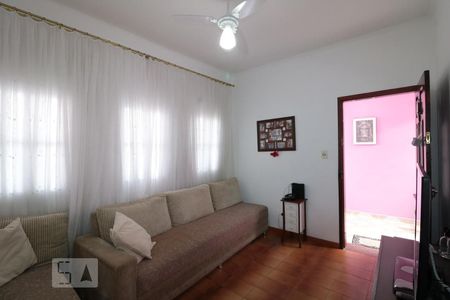 Sala  de casa para alugar com 2 quartos, 126m² em Penha de França, São Paulo