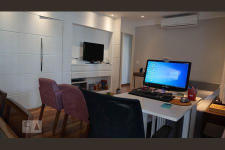 Apartamento para alugar com 110m², 2 quartos e 2 vagasSala