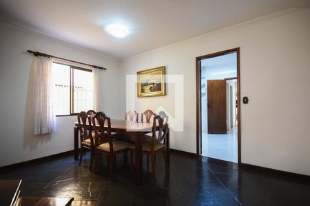 Sala de jantar de casa à venda com 3 quartos, 171m² em Vila Suzana, São Paulo