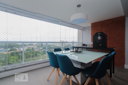 Varanda Integrada de apartamento para alugar com 3 quartos, 311m² em Vila Anastácio, São Paulo