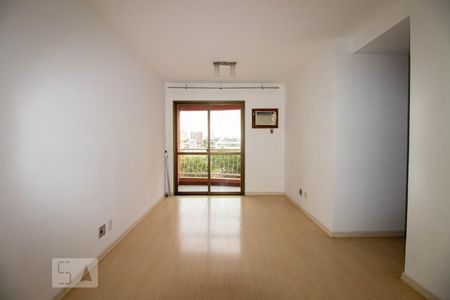 Sala de apartamento para alugar com 3 quartos, 71m² em Cristo Redentor, Porto Alegre