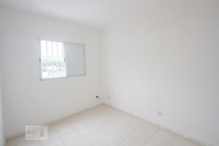 Quarto 2 de apartamento para alugar com 2 quartos, 52m² em Jardim Iracema, São Paulo