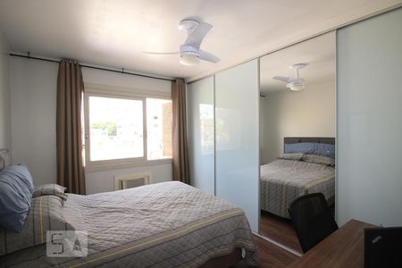 Quarto 1 de apartamento para alugar com 2 quartos, 77m² em São João, Porto Alegre